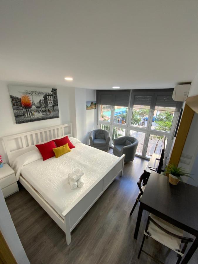 Reyna Apartamentos มาลากา ภายนอก รูปภาพ